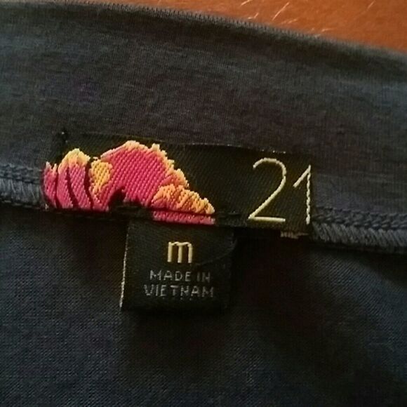 Rue 21 top - Picture 3 of 4